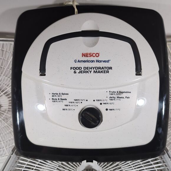 Nesco American Harvest Square 700-Watt 5-Tray Food Dehydrator (Model FD-80) - Picture 2 of 6